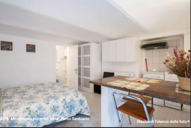 Location Turistic Monolocale Nel Parco Del Santuario Apartment Asti Ngoại thất bức ảnh
