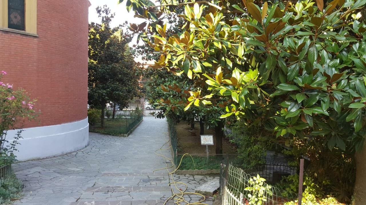 Location Turistic Monolocale Nel Parco Del Santuario Apartment Asti Ngoại thất bức ảnh