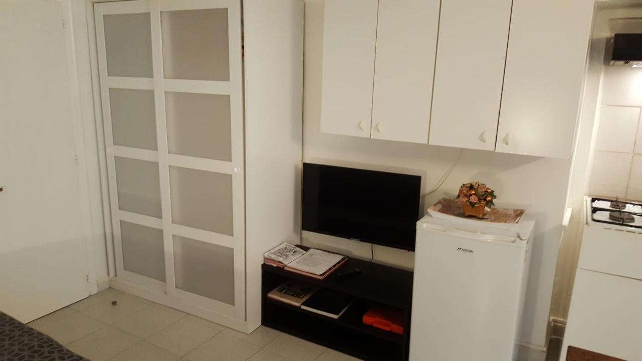 Location Turistic Monolocale Nel Parco Del Santuario Apartment Asti Ngoại thất bức ảnh